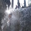 Kaernten_Abseiler_im_Wasserfall_Canyoning.jpg